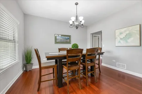 21042 Lakewoods Lane Shorewood IL 60404