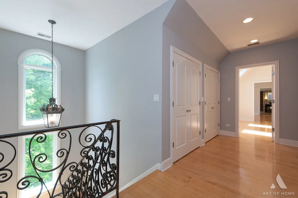 11361 West Plainfield Road Indian Head Park IL 60525