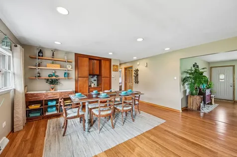 5135 155TH Street Oak Forest IL 60452