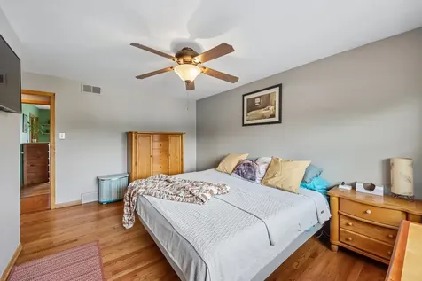5135 155TH Street Oak Forest IL 60452