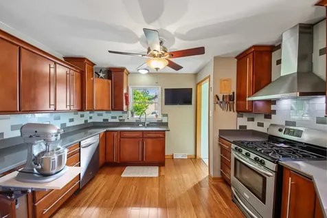 5135 155TH Street Oak Forest IL 60452