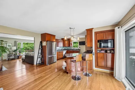 5135 155TH Street Oak Forest IL 60452