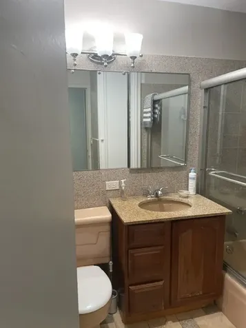 4250 North Marine Drive Chicago IL 60613