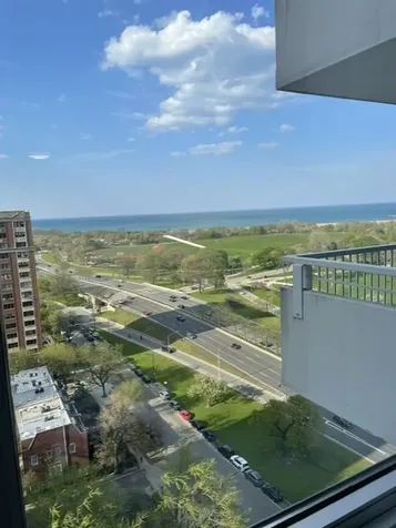 4250 North Marine Drive Chicago IL 60613
