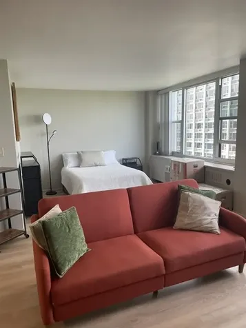 4250 North Marine Drive Chicago IL 60613