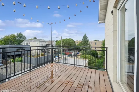 3519 West Medill Avenue Chicago IL 60647