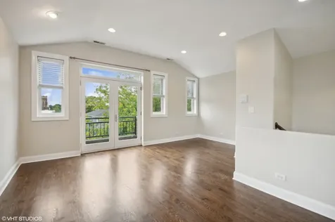3519 West Medill Avenue Chicago IL 60647