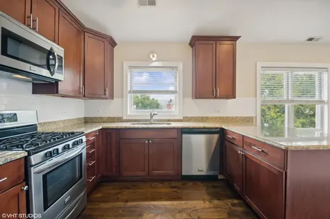 3519 West Medill Avenue Chicago IL 60647