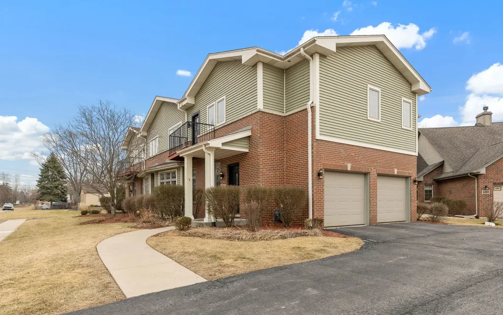 7019 168TH Street Tinley Park IL 60477