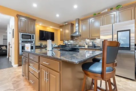 7019 168TH Street Tinley Park IL 60477