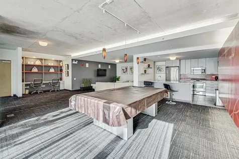 659 West Randolph Avenue Chicago IL 60661