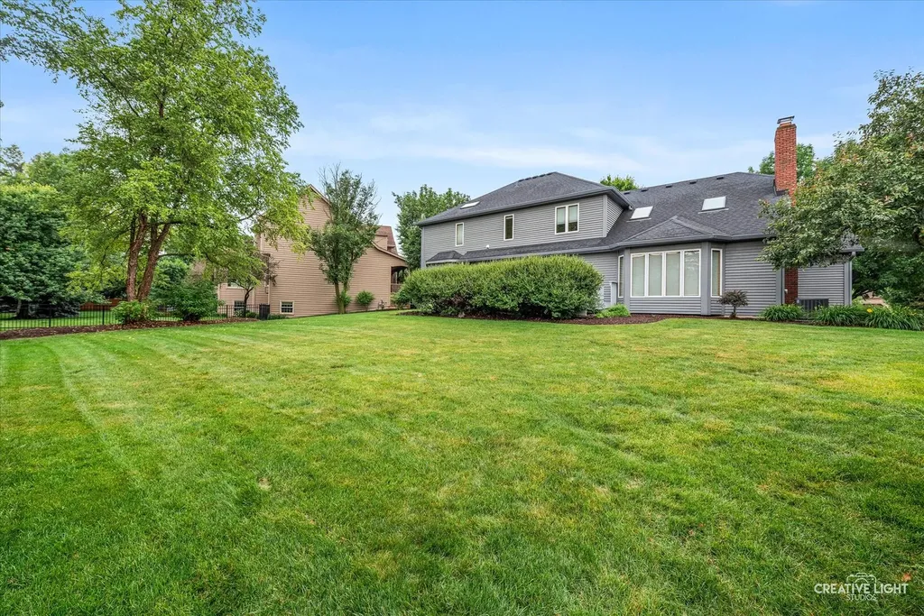 3816 Mandeville Lane Naperville IL 60564