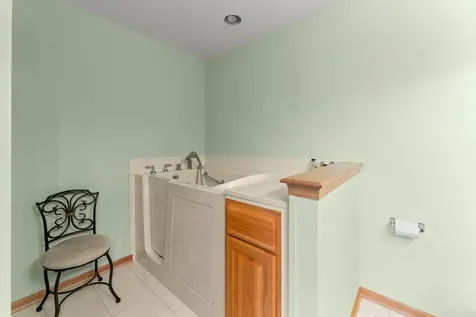 7468 East Plank Trail Court Frankfort IL 60423