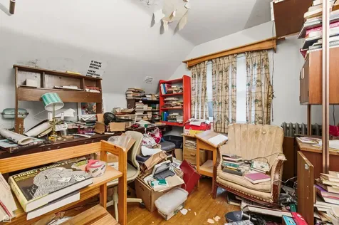 2019 West Chase Avenue Chicago IL 60645