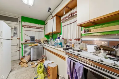 2019 West Chase Avenue Chicago IL 60645