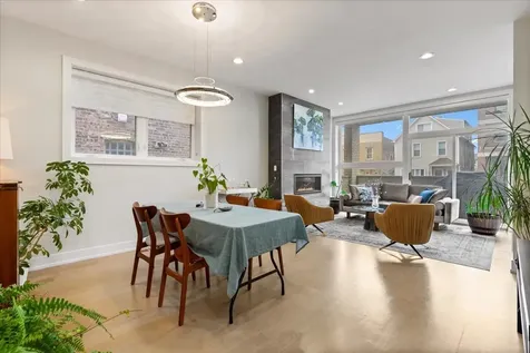 3033 North Clybourn Avenue Chicago IL 60618