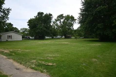 285 North Mitchell Street Braidwood IL 60408