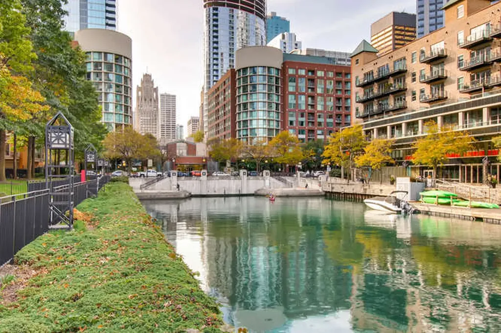 440 North Mcclurg Court Chicago IL 60611