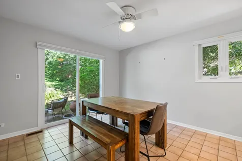 559 Hillside Drive Highland Park IL 60035