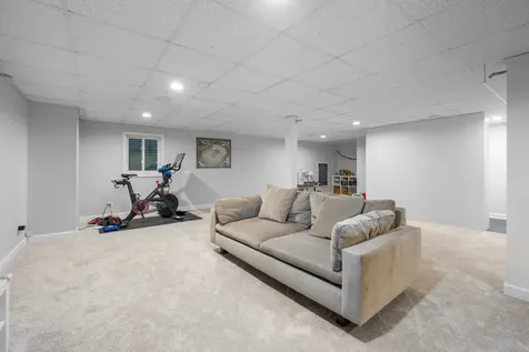 559 Hillside Drive Highland Park IL 60035