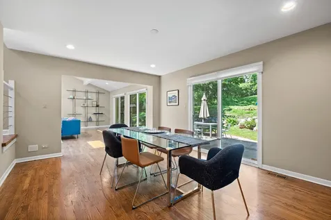 559 Hillside Drive Highland Park IL 60035