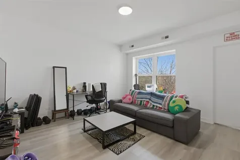 4939 North St. Louis Avenue Chicago IL 60625