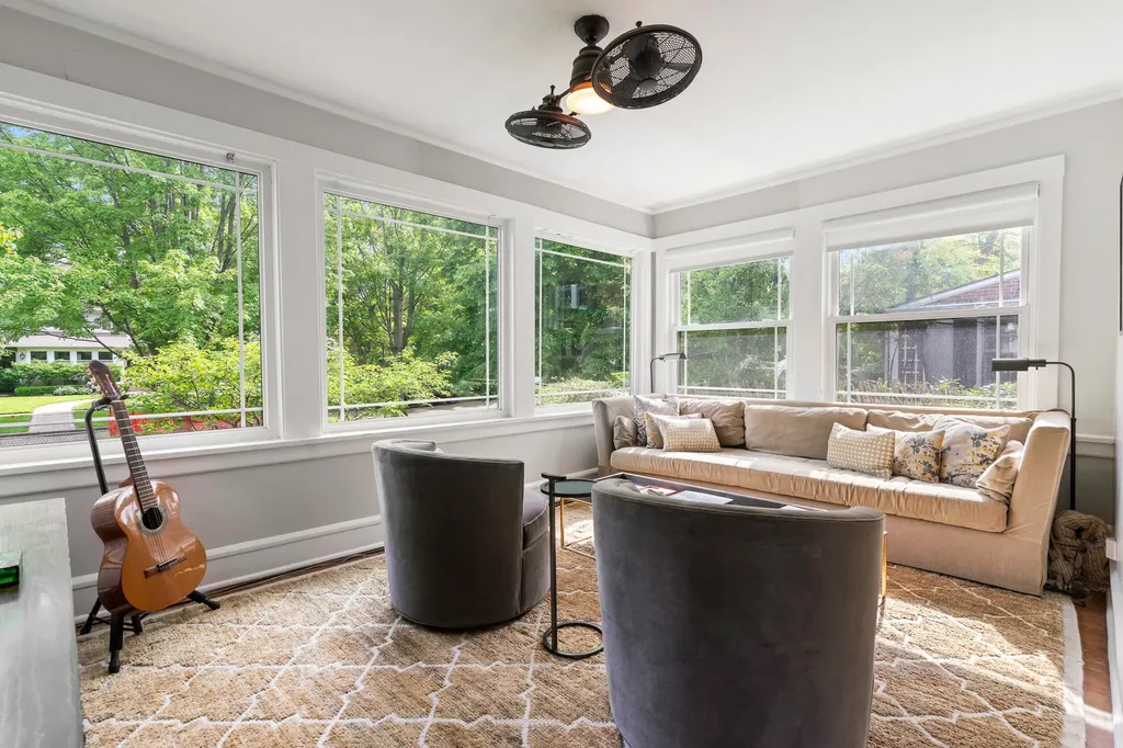 1132 Ashland Avenue Wilmette IL 60091