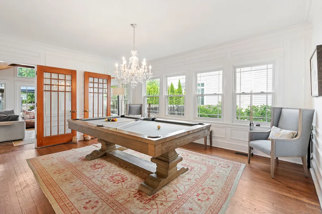 1132 Ashland Avenue Wilmette IL 60091