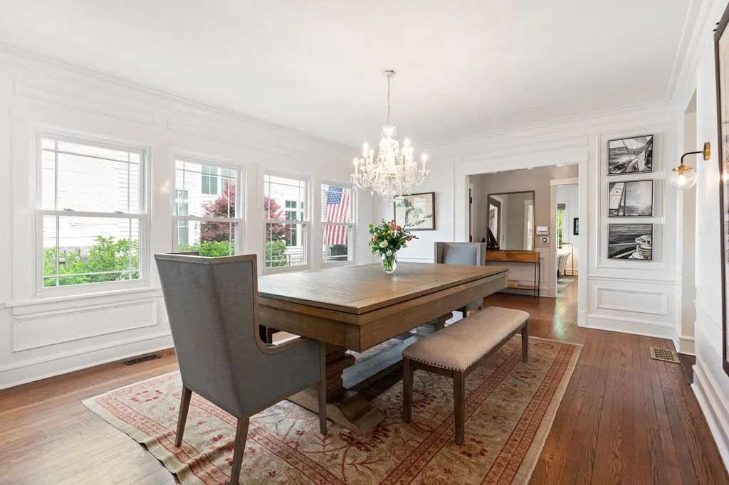 1132 Ashland Avenue Wilmette IL 60091
