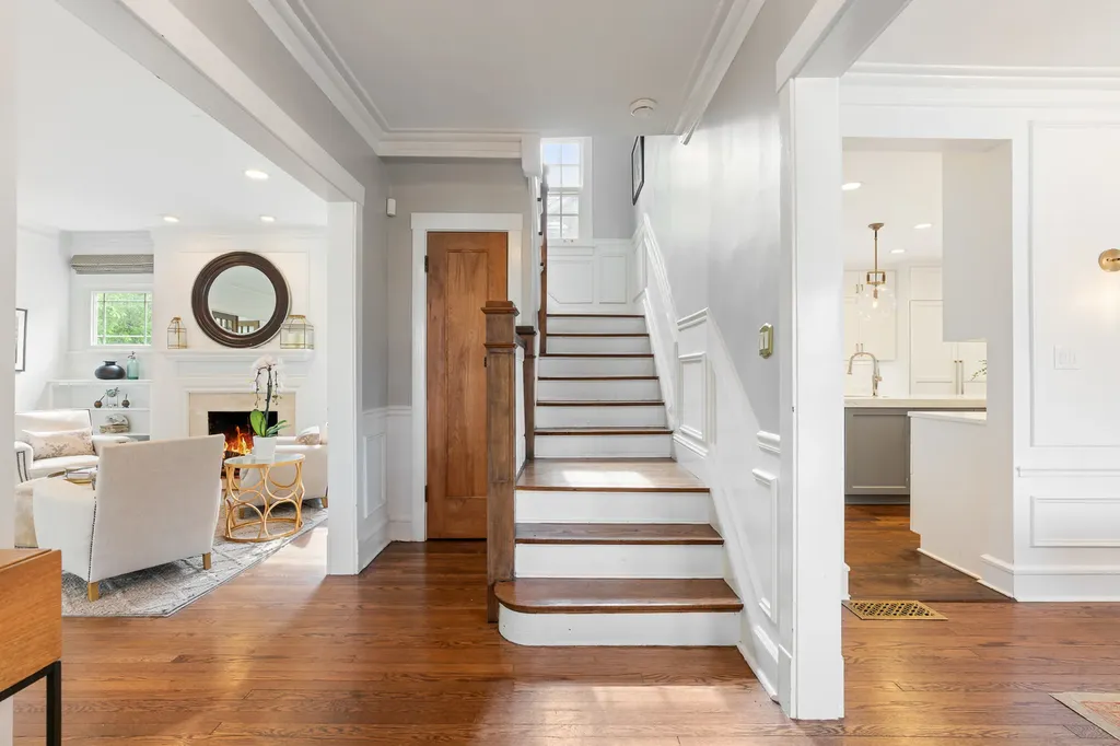 1132 Ashland Avenue Wilmette IL 60091