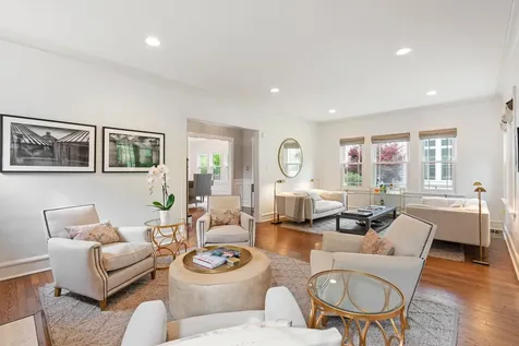 1132 Ashland Avenue Wilmette IL 60091
