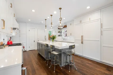 1132 Ashland Avenue Wilmette IL 60091