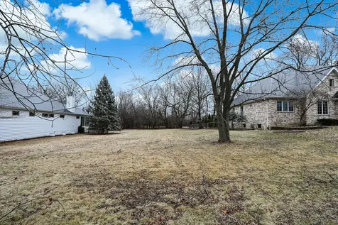 1351 South Ridge Road Willowbrook IL 60527
