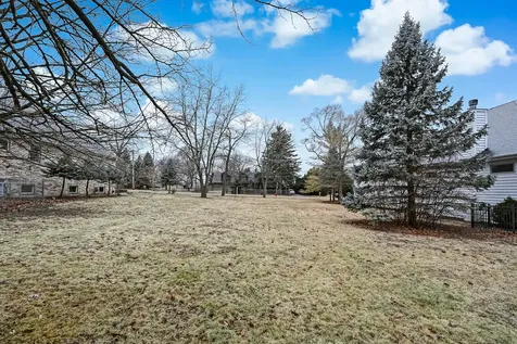 1351 South Ridge Road Willowbrook IL 60527