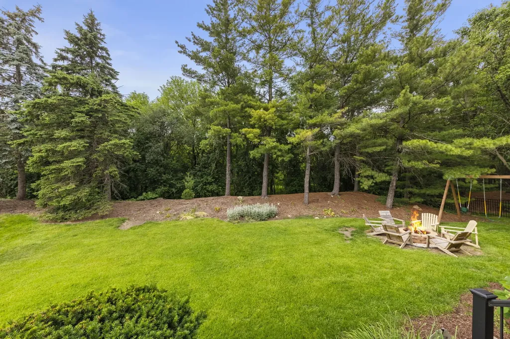 126 Stableford Drive Glen Ellyn IL 60137