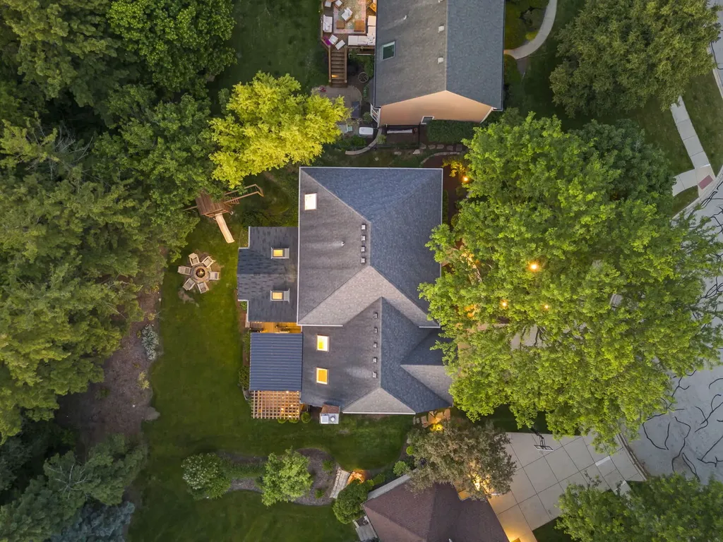 126 Stableford Drive Glen Ellyn IL 60137