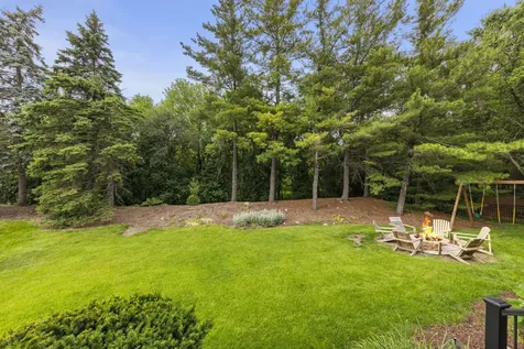 126 Stableford Drive Glen Ellyn IL 60137
