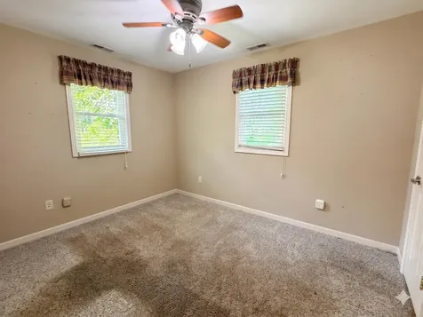 14914 West South Street Road Woodstock IL 60098