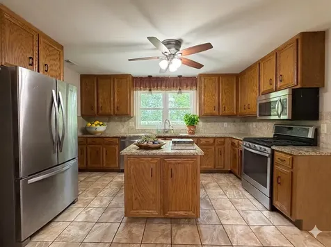 14914 West South Street Road Woodstock IL 60098