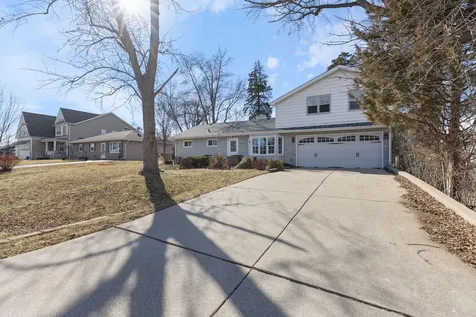 5524 South Bruner Street Hinsdale IL 60521