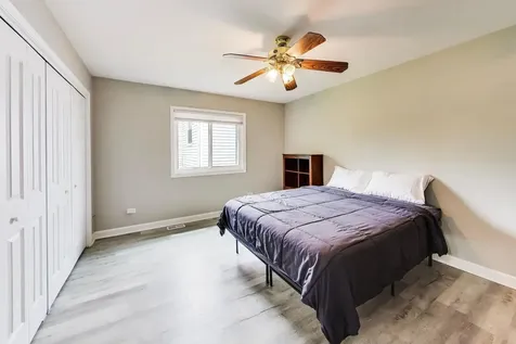 313 South Hi Lusi Avenue Mount Prospect IL 60056