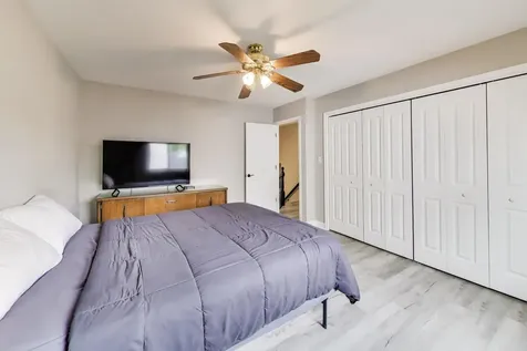 313 South Hi Lusi Avenue Mount Prospect IL 60056