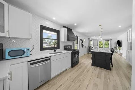 1010 Suzy Street Sandwich IL 60548