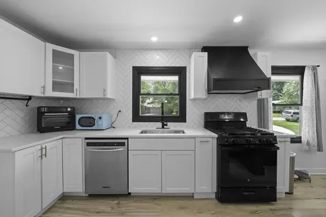 1010 Suzy Street Sandwich IL 60548