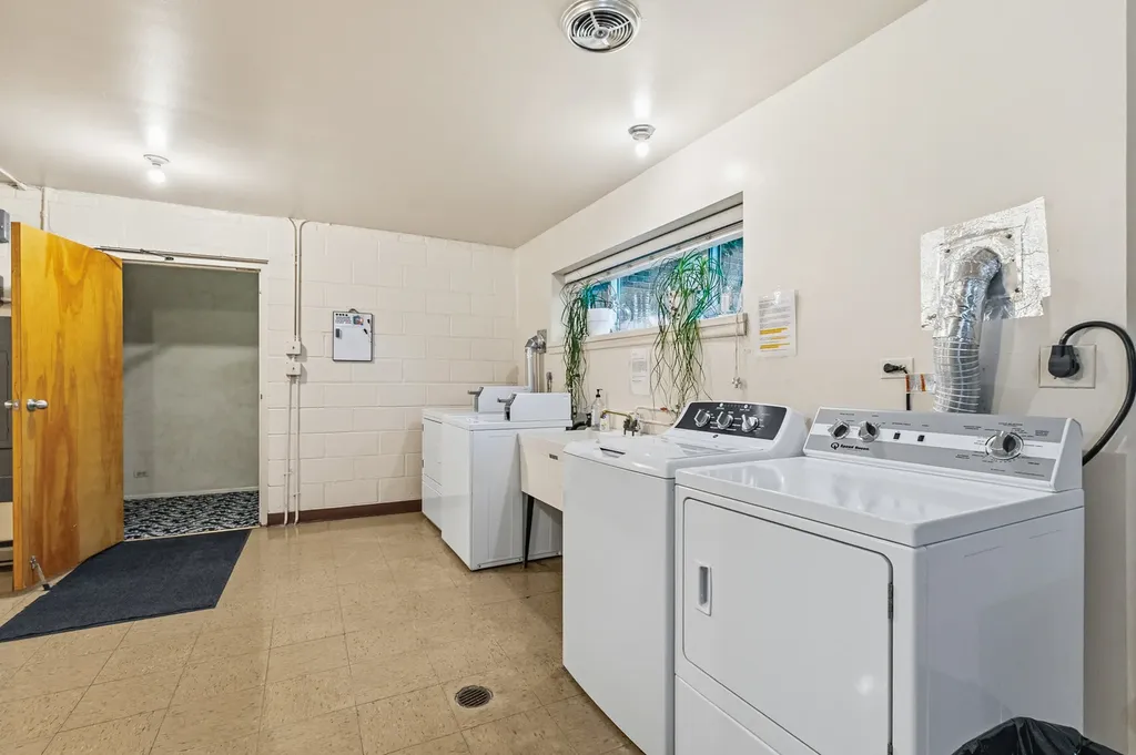 320 Claymoor Road Hinsdale IL 60521