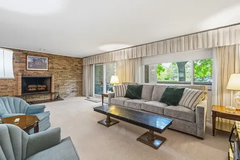 320 Claymoor Road Hinsdale IL 60521