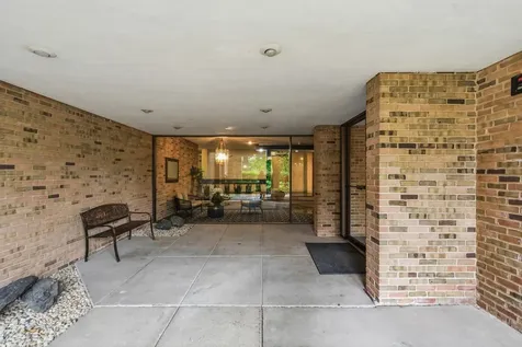 320 Claymoor Road Hinsdale IL 60521