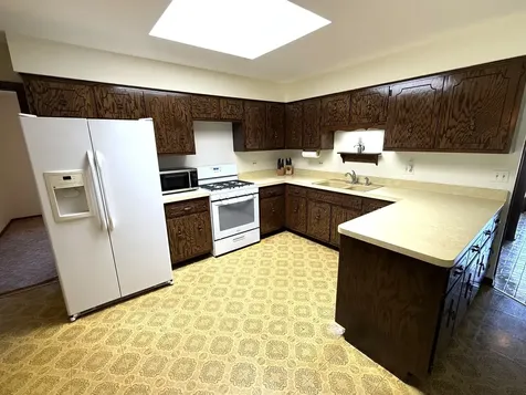 8733 Golfview Drive Orland Park IL 60462