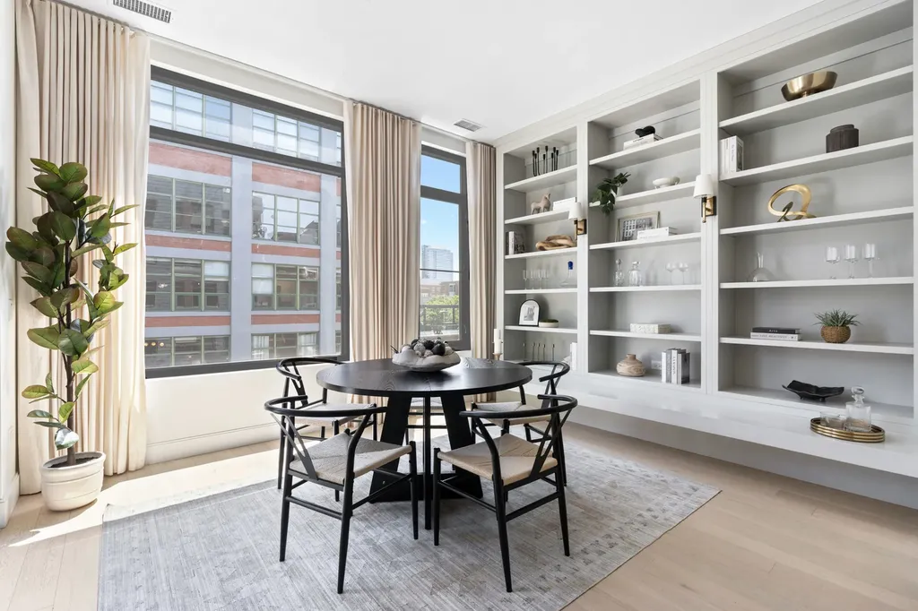 28 North Carpenter Street Chicago IL 60607