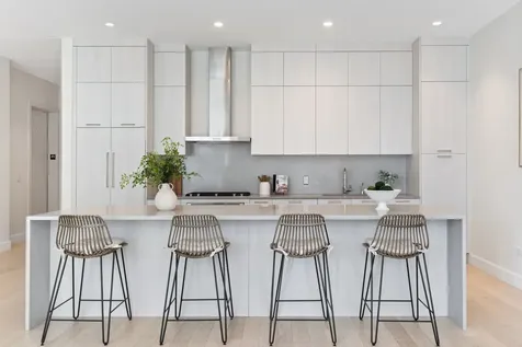 28 North Carpenter Street Chicago IL 60607
